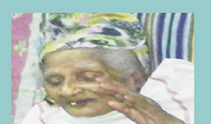 বেগম আদর খান (৮৮)