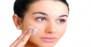 শীতে ত্বকের যত্ন : কি করবেন, কেন করবেন শীতে ত্বকের যত্ন : কি করবেন, কেন করবেন