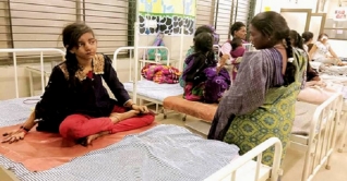 ভারতে বাস দুর্ঘটনায় ১০ শিশু নিহত ভারতে বাস দুর্ঘটনায় ১০ শিশু নিহত