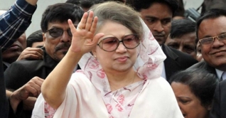আজ খালেদা জিয়ার প্রার্থিতা নির্ধারণ করবে ইসি
