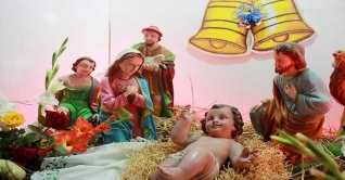 মাতা মেরি এবং বড় দিনের সাতকাহণ মাতা মেরি এবং বড় দিনের সাতকাহণ