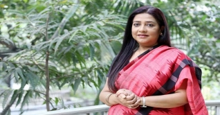 আজ অভিনেত্রী সুবর্ণা মুস্তাফার জন্মদিন