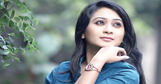 নিদের্শনায় আসছেন অভিনেত্রী স্বাগতা