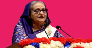 বাস্তবধর্মী চলচ্চিত্র নির্মাণে এগিয়ে আসার আহ্বান প্রধানমন্ত্রীর