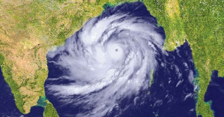 আরও ২০০ কিলোমিটার এগিয়েছে ঘূর্ণিঝড় ‘অশনি’