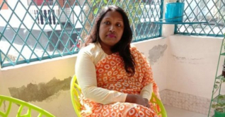 চাকরীর পাশাপাশি উদ্যোক্তা হয়ে ওঠার কৌশলী গল্প!