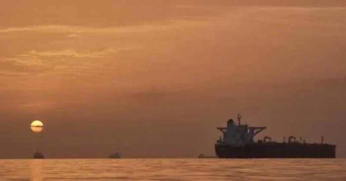 হরমুজে অবরোধ, পারস্য উপসাগরে আটকা ২০ হাজার নাবিক