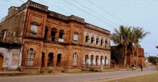 ঘুরে আসুন রাজধানীর কাছেই পানাম নগর