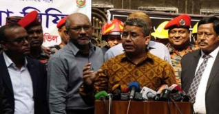 রাসায়নিক পদার্থ থেকে আগুন ছড়িয়েছে: ফায়ার সার্ভিস