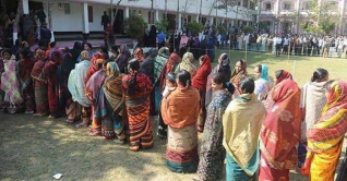 চতুর্থ ধাপে ১০৭ উপজেলায় ভোট চলছে