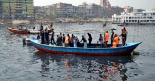 বুড়িগঙ্গায় নৌকাডুবি, দুই শিশু নিখোঁজ