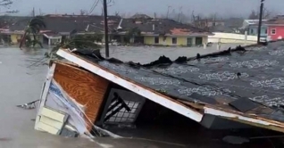 বাহামাসে হ্যারিকেন ডোরিয়ানের আঘাতে পাঁচজনের প্রাণহানি বাহামাসে হ্যারিকেন ডোরিয়ানের আঘাতে পাঁচজনের প্রাণহানি