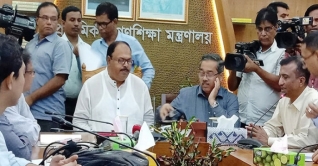 তৃতীয় শ্রেণি পর্যন্ত প্রাথমিকে পরীক্ষা থাকছে না: সচিব