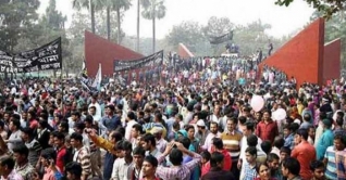 বুদ্ধিজীবী স্মৃতিসৌধে সর্বস্তরের মানুষের শ্রদ্ধা বুদ্ধিজীবী স্মৃতিসৌধে সর্বস্তরের মানুষের শ্রদ্ধা