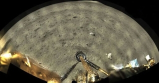 চাঁদের মাটি নিয়ে পৃথিবীর পথে রওনা দিল চীনা চন্দ্রযান চাঁদের মাটি নিয়ে পৃথিবীর পথে রওনা দিল চীনা চন্দ্রযান