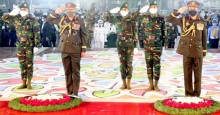 ভাষা শহীদদের প্রতি রাষ্ট্রপতি ও প্রধানমন্ত্রীর পক্ষে শ্রদ্ধা ভাষা শহীদদের প্রতি রাষ্ট্রপতি ও প্রধানমন্ত্রীর পক্ষে শ্রদ্ধা