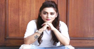 নির্বাচনী প্রচারণা করতে গিয়ে আহত মিমি