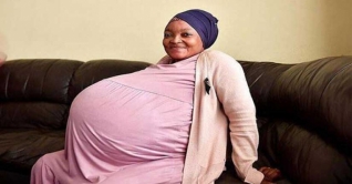 একসঙ্গে ১০ সন্তান জন্ম দিয়ে রেকর্ড গড়লেন আফ্রিকান নারী