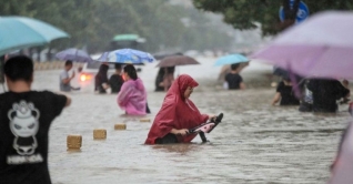 চীনের হেনান প্রদেশে বন্যায় প্রাণহানি ৩০০ ছাড়াল