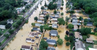 যুক্তরাষ্ট্রে ঘূর্ণিঝড় হেনরির তাণ্ডবে নিহত ২২ যুক্তরাষ্ট্রে ঘূর্ণিঝড় হেনরির তাণ্ডবে নিহত ২২