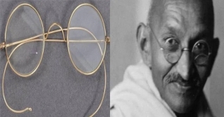 ৫০ বছর ড্রয়ারে পড়ে থাকা গান্ধীর চশমা কোটি টাকায় বিক্রি