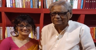 প্রয়াত বাবার জন্য মন খারাপ ঊষসীর প্রয়াত বাবার জন্য মন খারাপ ঊষসীর