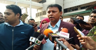 ঢাবি ছাত্রীকে ধর্ষণের আলামত মিলেছে: চিকিৎসক ঢাবি ছাত্রীকে ধর্ষণের আলামত মিলেছে: চিকিৎসক