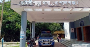 জমির বিরোধে সৎ মাকে পিটিয়ে হত্যা, আটক চার নারী জমির বিরোধে সৎ মাকে পিটিয়ে হত্যা, আটক চার নারী