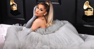 গোপনে বিয়ে করলেন মার্কিন গায়িকা আরিয়ানা গ্রান্দে