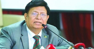 দেশে করোনা ভ্যাকসিন এলে কেউ বাদ যাবে না: পররাষ্ট্রমন্ত্রী