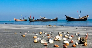 পর্যটকে মুখরিত সৌন্দর্য্যের লীলাভূমি সেন্টমার্টিন পর্যটকে মুখরিত সৌন্দর্য্যের লীলাভূমি সেন্টমার্টিন