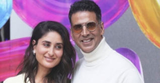 কারিনাকে প্রশংসায় ভাসালেন অক্ষয়