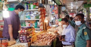 আলুর দামে লাগাম টানতে দেশজুড়ে অভিযান আলুর দামে লাগাম টানতে দেশজুড়ে অভিযান