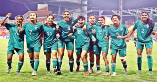 নেপালকে ৪-০ গোলে উড়িয়ে ফাইনালে বাংলাদেশ