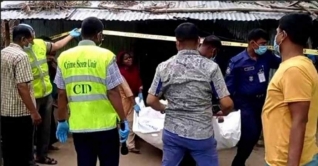 নাটোরে অন্তঃসত্ত্বা গৃহবধূকে গলা কেটে হত্যা