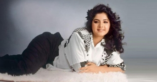 অভিনেত্রী দিব্যা ভারতীর মৃত্যুরহস্য ২৮ বছরেও অজানা অভিনেত্রী দিব্যা ভারতীর মৃত্যুরহস্য ২৮ বছরেও অজানা