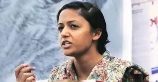 কাশ্মীর নিয়ে সোশ্যাল মিডিয়ায় পোস্ট; শেহলার বিরুদ্ধে মামলা কাশ্মীর নিয়ে সোশ্যাল মিডিয়ায় পোস্ট; শেহলার বিরুদ্ধে মামলা