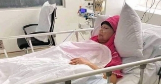 খালেদা জিয়ার জ্বর নিয়ন্ত্রণে এসেছে: বিএনপি খালেদা জিয়ার জ্বর নিয়ন্ত্রণে এসেছে: বিএনপি