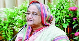 বিদেশি বিনিয়োগকারীরা বিশেষ সুবিধা পাবে: প্রধানমন্ত্রী বিদেশি বিনিয়োগকারীরা বিশেষ সুবিধা পাবে: প্রধানমন্ত্রী