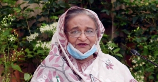 কৃষি জমি রক্ষায় যেখানে সেখানে শিল্প স্থাপন নয়: প্রধানমন্ত্রী কৃষি জমি রক্ষায় যেখানে সেখানে শিল্প স্থাপন নয়: প্রধানমন্ত্রী