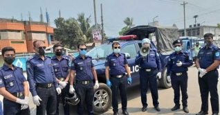 রাজধানীতে আজ থেকে কঠোর অবস্থানে পুলিশ