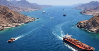 হরমুজ প্রণালিতে বাংলাদেশসহ ছয় দেশের জাহাজকে বিশেষ নিরাপত্তা