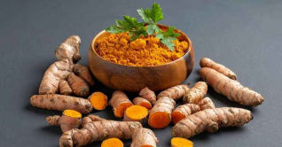 খালি পেটে কাঁচা হলুদ খেলে ম্যাজিকের মতো কাজ করবে খালি পেটে কাঁচা হলুদ খেলে ম্যাজিকের মতো কাজ করবে