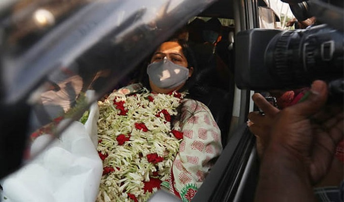 জামিনে মুক্তি পেয়েছেন প্রথম আলোর জ্যেষ্ঠ প্রতিবেদন রোজিনা ইসলাম। ছবি : সংগৃহীত