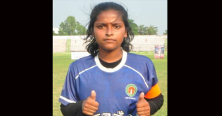 তিন ম্যাচেই হ্যাটট্রিক; দেশের জার্সিতে বিশ্বজয়ের স্বপ্ন আলেয়ার