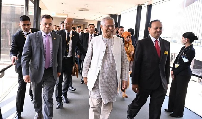 প্রধান উপদেষ্টা অধ্যাপক মুহাম্মদ ইউনূস চারদিনের সরকারি সফরে জাপানের রাজধানী টোকিও পৌঁছেছেন। ছবি: প্রধান উপদেষ্টার ফেসবুক