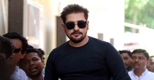 ধর্ষণের জন্য নারীর পোশাক দায়ী: অনন্ত জলিল ধর্ষণের জন্য নারীর পোশাক দায়ী: অনন্ত জলিল