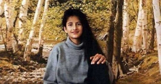 নায়িকার শৈশবের ছবি পোস্টে ভক্তদের মন জয়