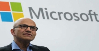 অ্যাপল-অ্যামাজনের পর ট্রিলিয়ন ডলার ক্লাবে মাইক্রোসফট অ্যাপল-অ্যামাজনের পর ট্রিলিয়ন ডলার ক্লাবে মাইক্রোসফট