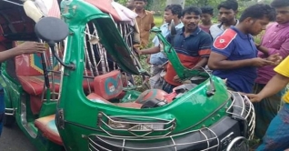 চাঁদপুরে দুর্ঘটনায় এক নারীসহ নিহত ৬